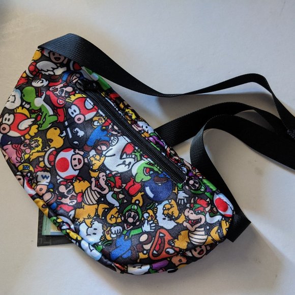 2020 Levi's x Mario collab all over print bum bag - Picture 2 of 4